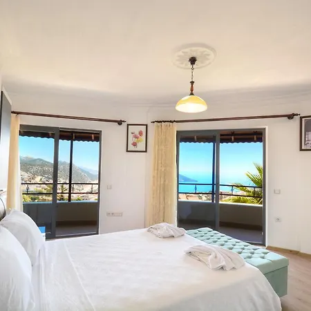 Adel Villa